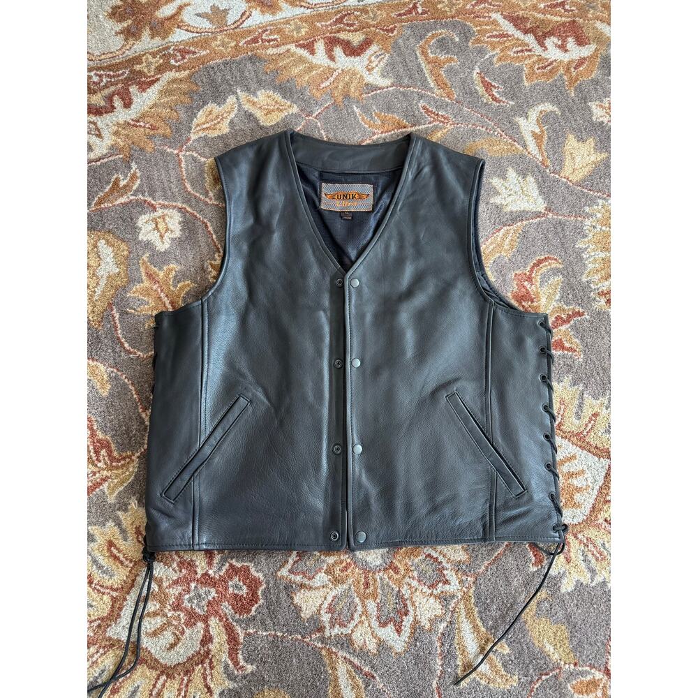 UNIK Premium leather motorcycle vest snap-front style with side laces size XL